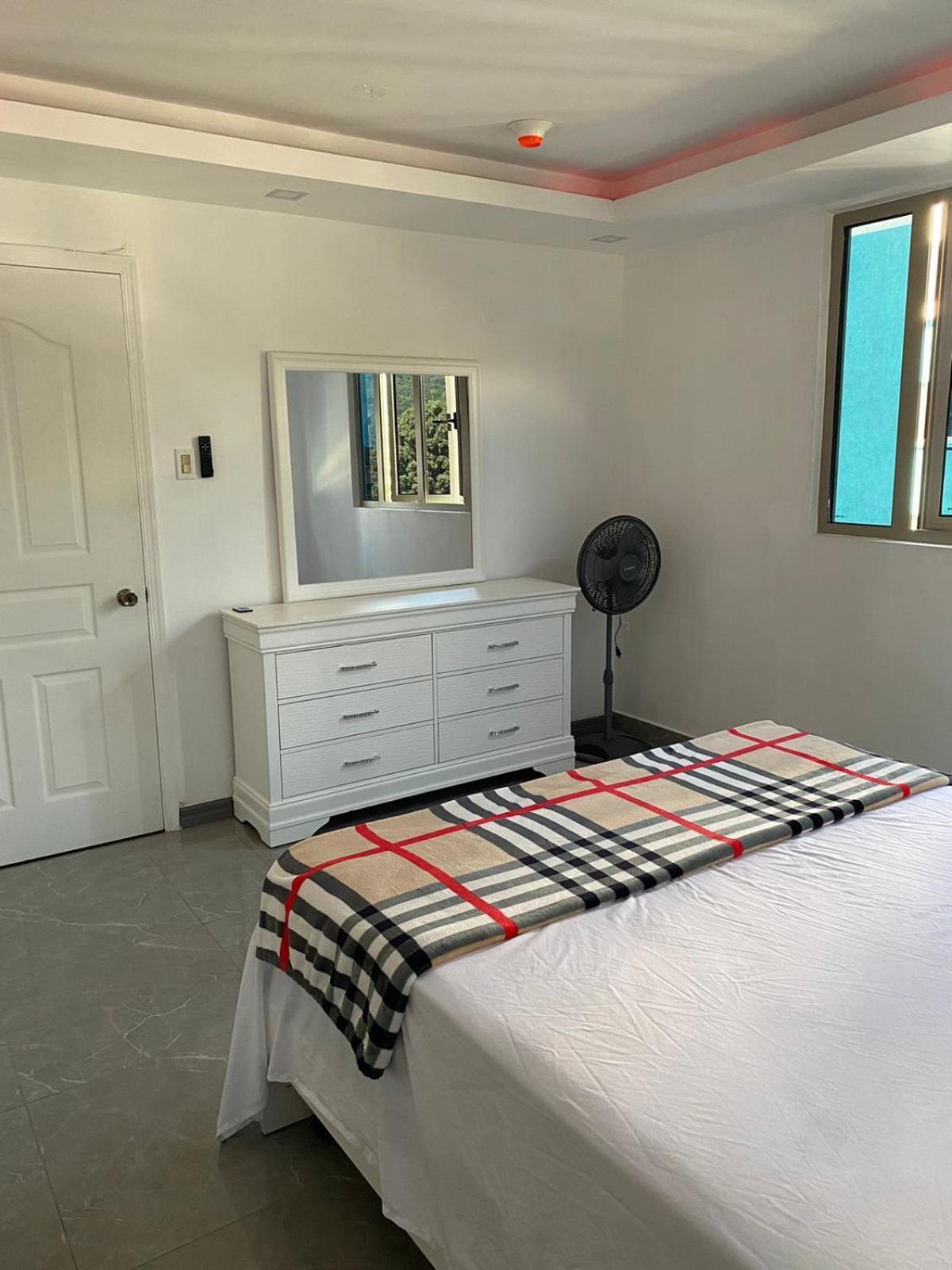 Luxury And Cozy Oasis W 24Hrs Pool Access At The Vineyard Kingston Exterior foto